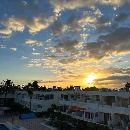 “oasi Relax, Con Vista Piscina E Tramonti ” *